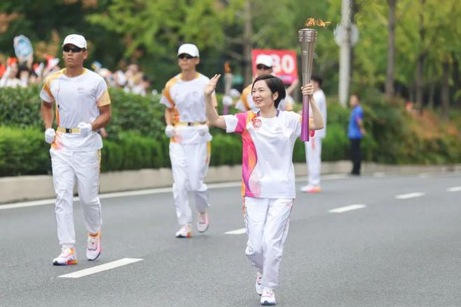 未来厨房是什么样的？亚运村的这项黑科技告诉你答案！PG电子(图1)